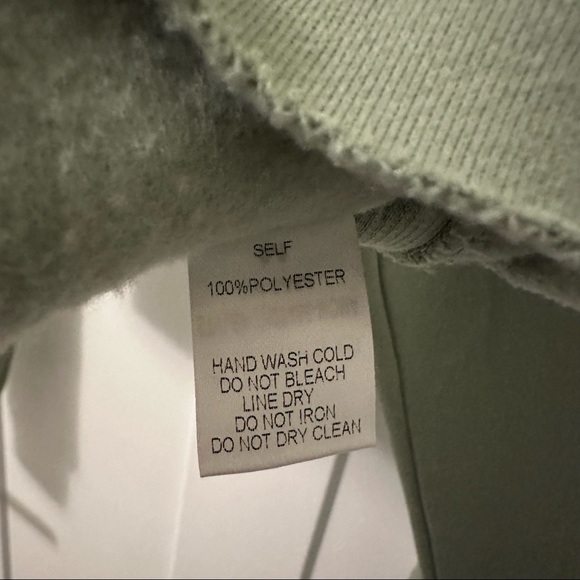 Sage Green Lounge Set - Picture 7 of 8